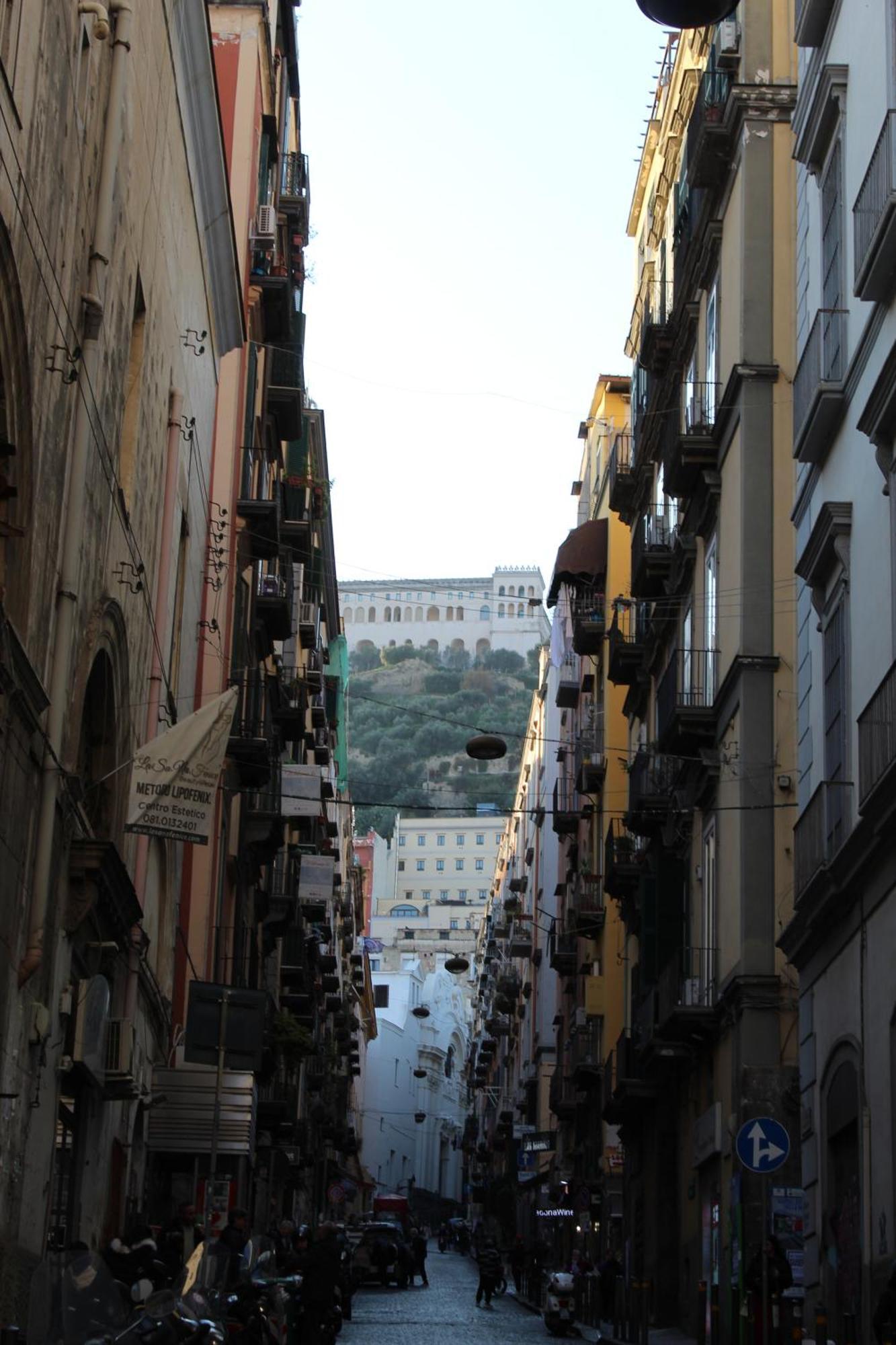 Blackwoody Contemporary Rooms - Napoli Centro Storico Via Toledo Ngoại thất bức ảnh